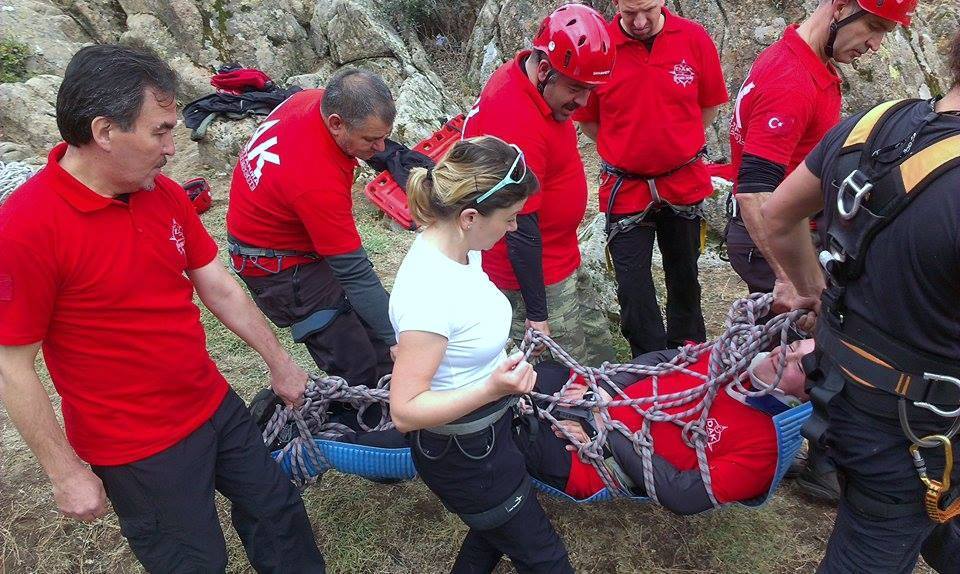  İp Teknikleri, Gece yürüyüşü ve Yaralı Taşıma Eğitimi